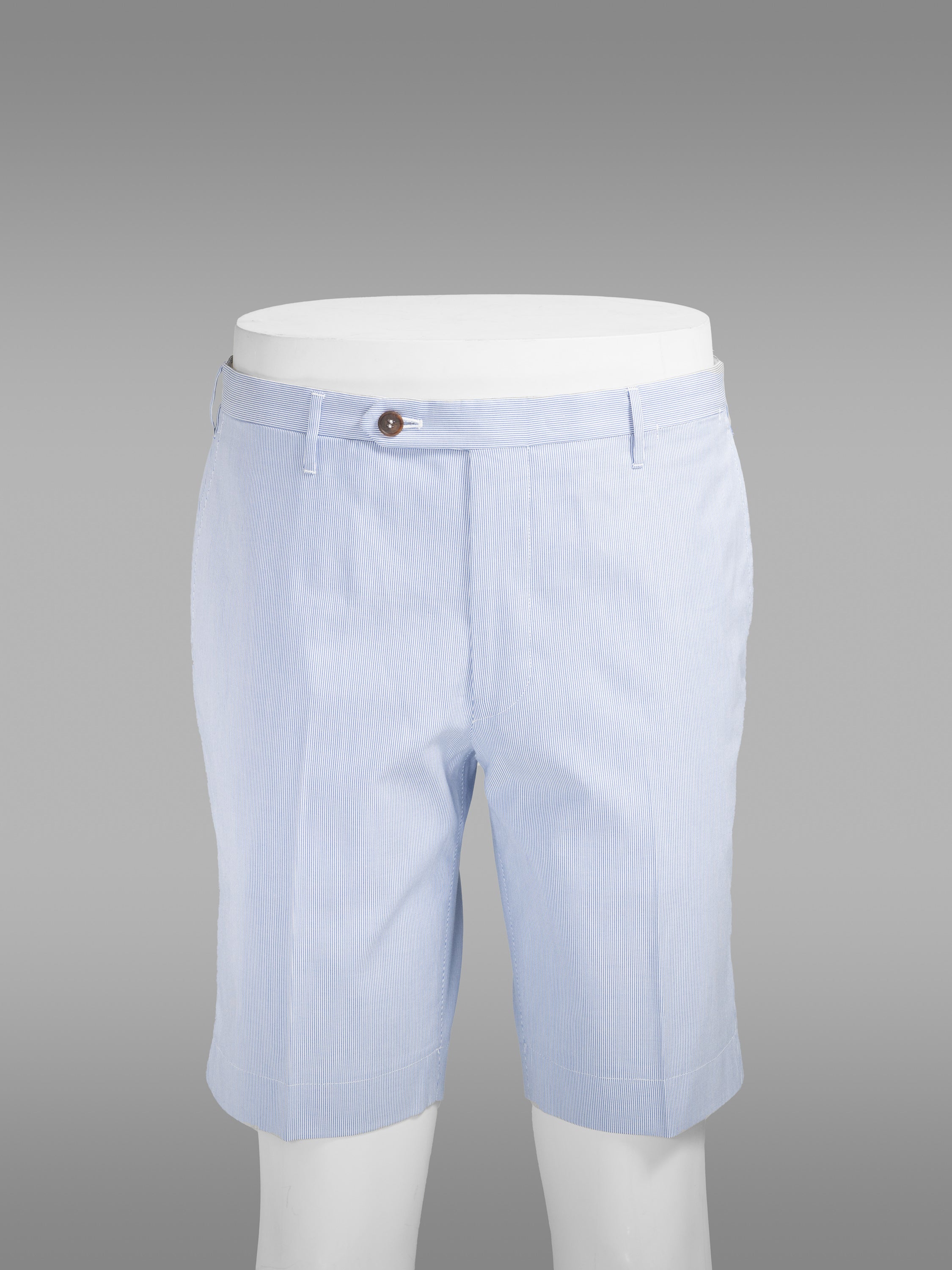 Sky blue pair of regular fit cotton bermuda